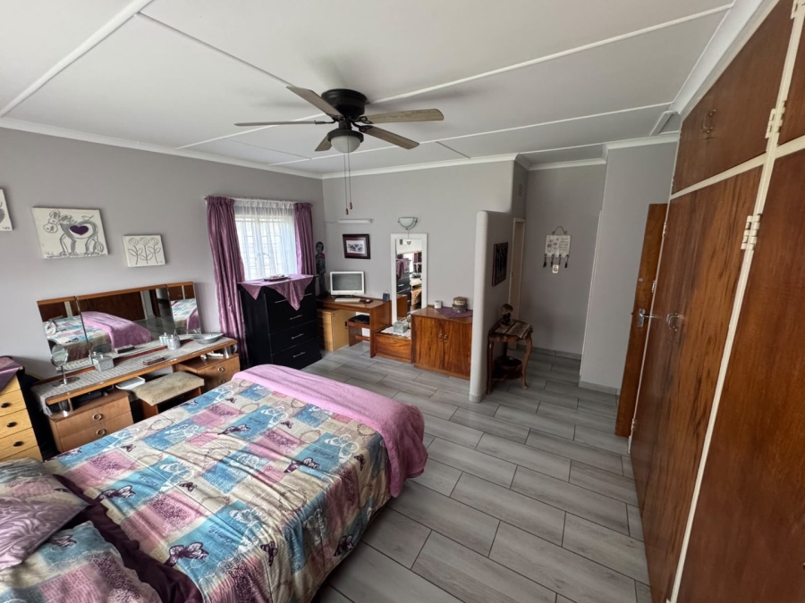 4 Bedroom Property for Sale in Sasolburg Ext 4 Free State
